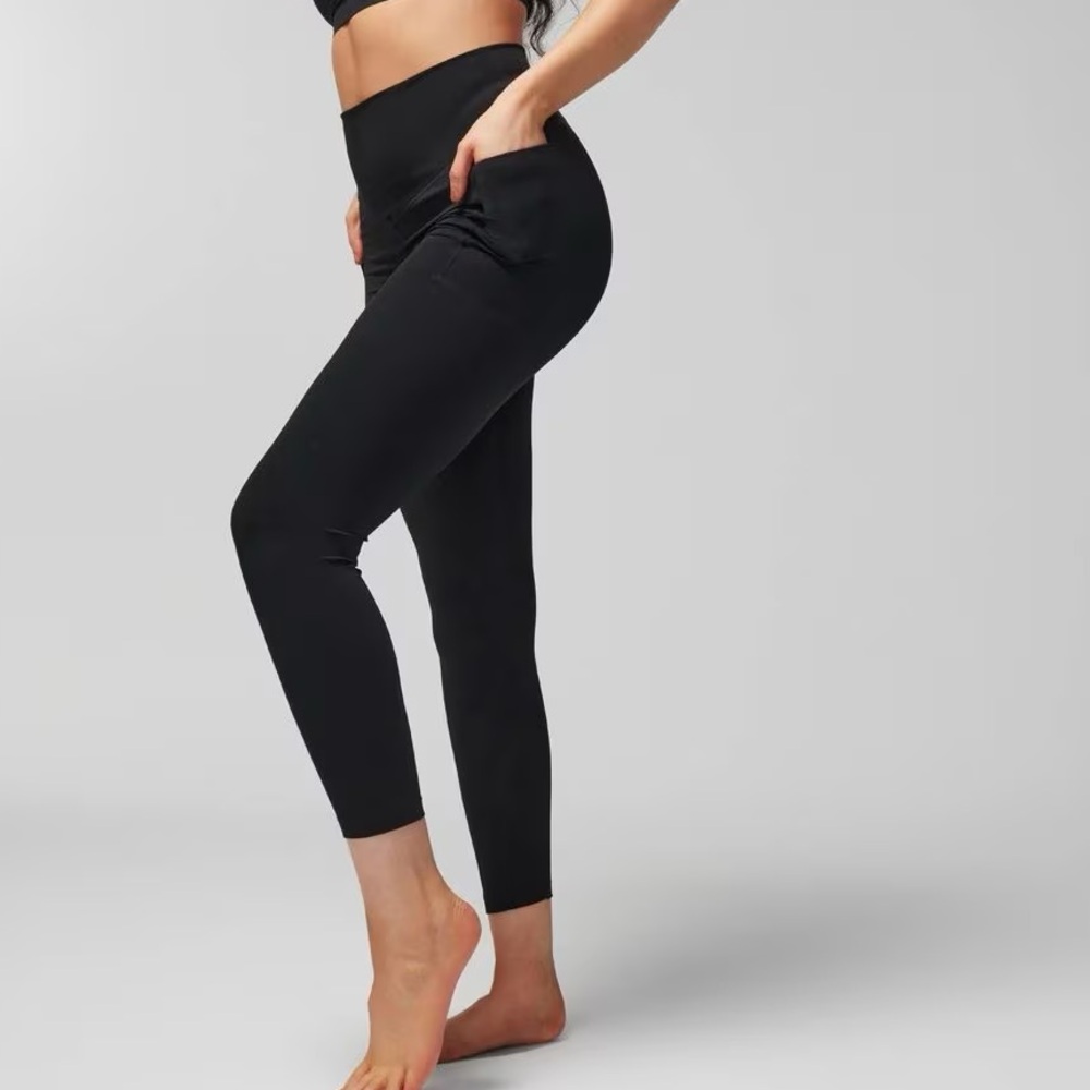 Soma Workout Set High Waist Pocket Leggings and Longline Strappy Sports Bra Top
